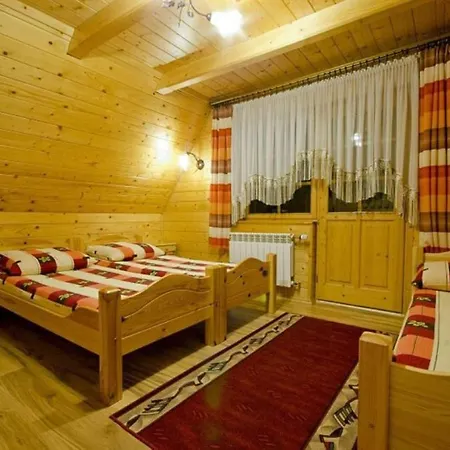 Pod Limba Apartment